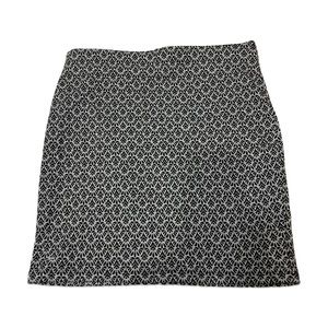 LOFT Black and White pull on Skirt | Medium